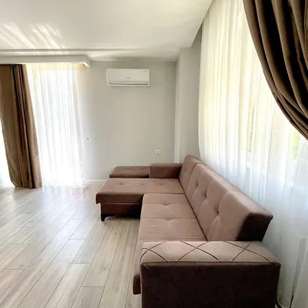 Flat In The Center Of Antalya, Close To The Beach