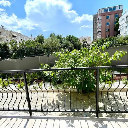 Appartement Flat In The Center Of Antalya, Close To The Beach